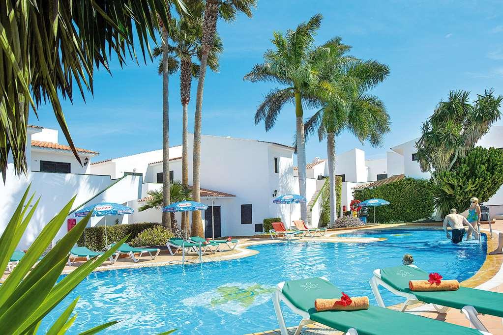 ホテル Puerto Caleta カレタ・デ・フステ エクステリア 写真